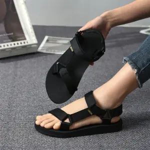 Outdoor Trek Sandals – Adjustable Straps