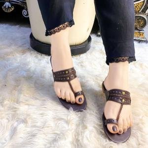 Premium Kolhapuri Chappal – Classic Brown Leather